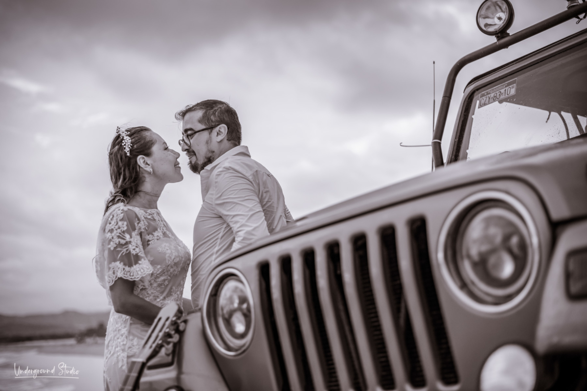 Trash the dress jeep