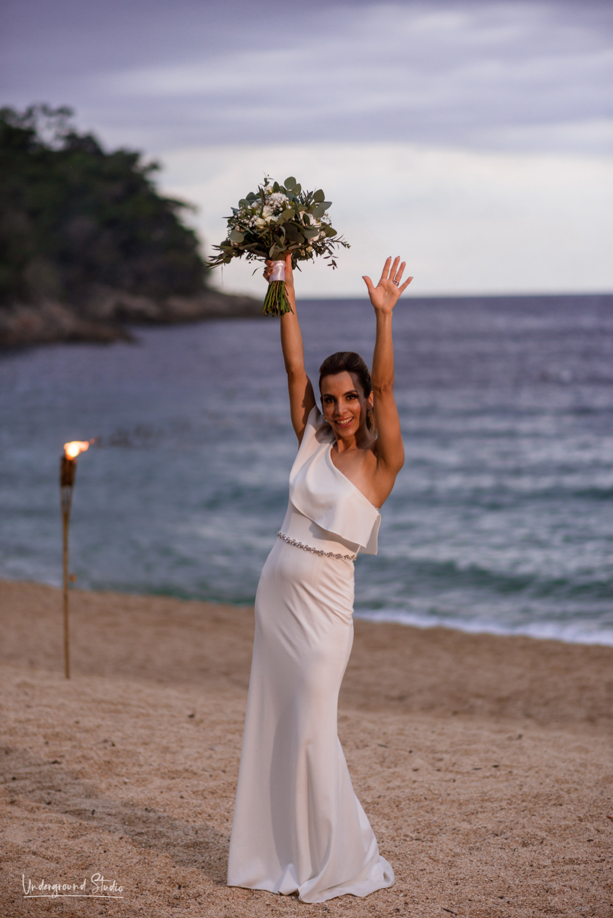 bridal portrait beach