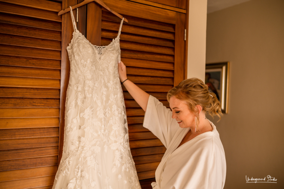 getting ready photo idea